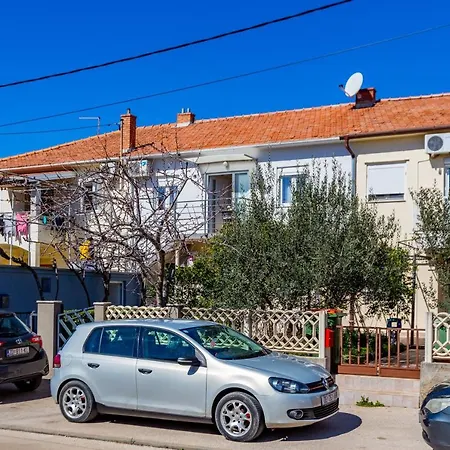 Ira With Balcony Апартаменти